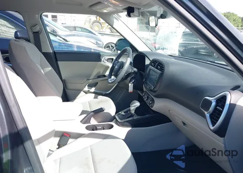 2021 Kia Soul Lx from USA, damaged, VIN KNDJ23AU8M7767674